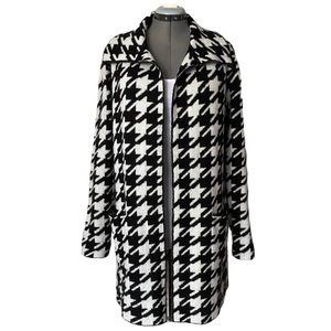 Houndstooth open front long line cardigan with pockets by Max Studio XL